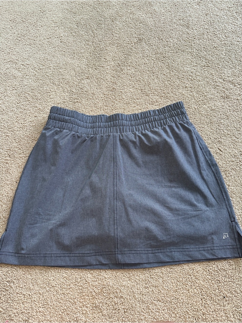 Skirt sports skirt